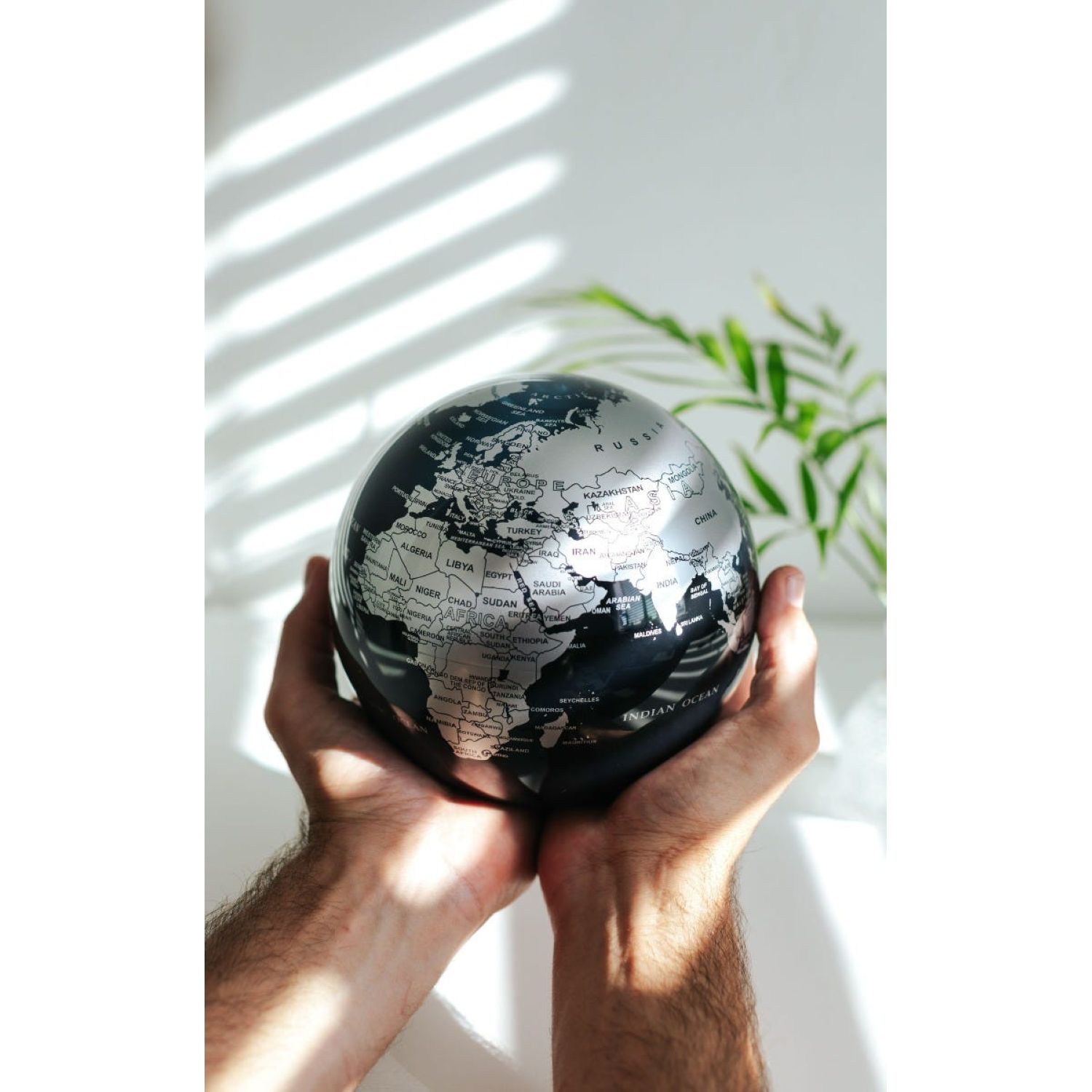 Buy Black and Silver Mova Globe 4.5 in Singapore  Malaysia - The Planet  Traveller